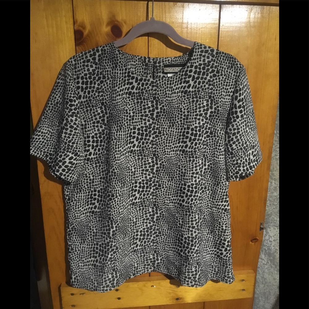 Notations Blouse Size M Silver Animal Print